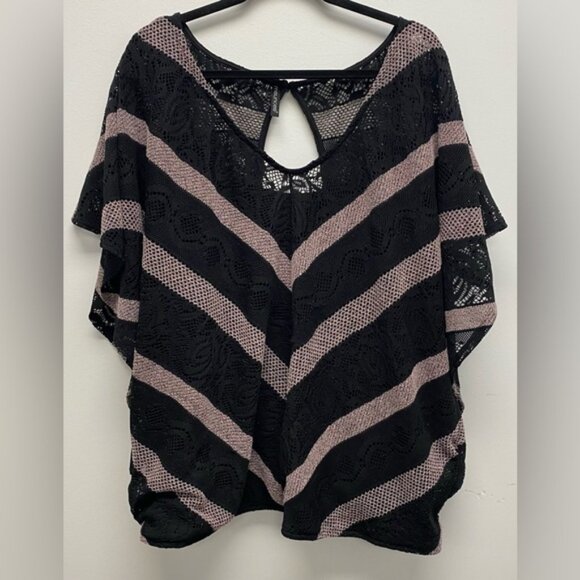 Maurices Black and Blush Striped Double Layer Top Size 4x - Picture 1 of 4